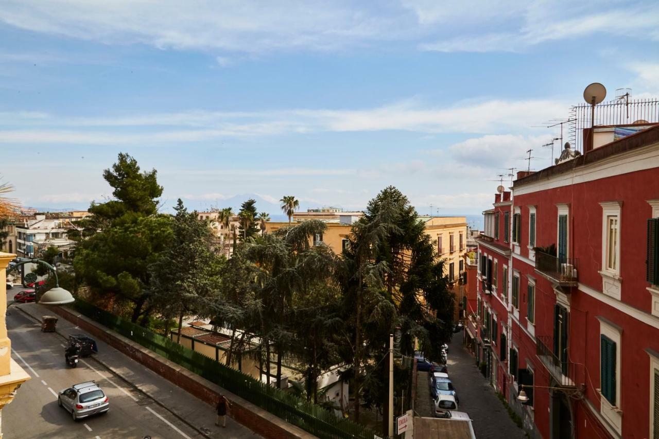 Suite Klimt P.Zza Amedeo Naples Exterior photo